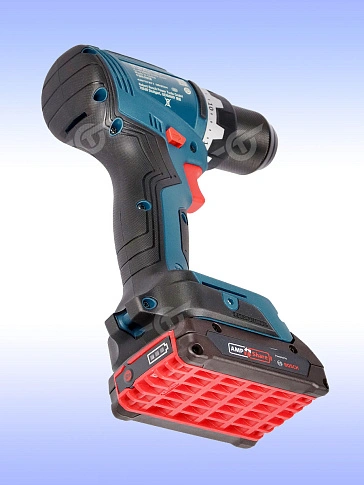 Дрель-шуруповерт аккумуляторная Bosch GSR18V-65