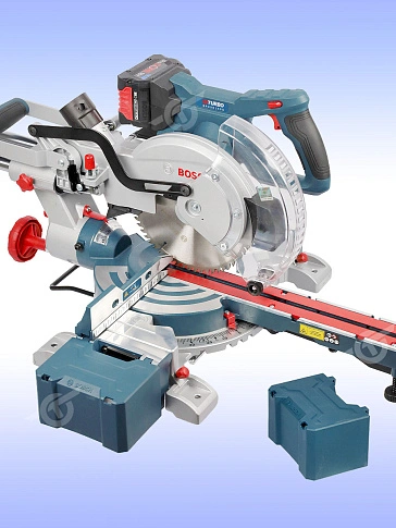 Торцовочная пила аккумуляторная Bosch GCM 18V-216 D