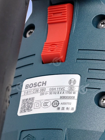 Отбойный молоток Bosch GSH 11VC