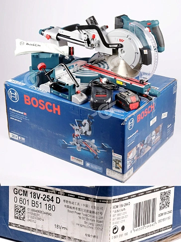 Торцовочная пила аккумуляторная Bosch GCM 18V-254 D
